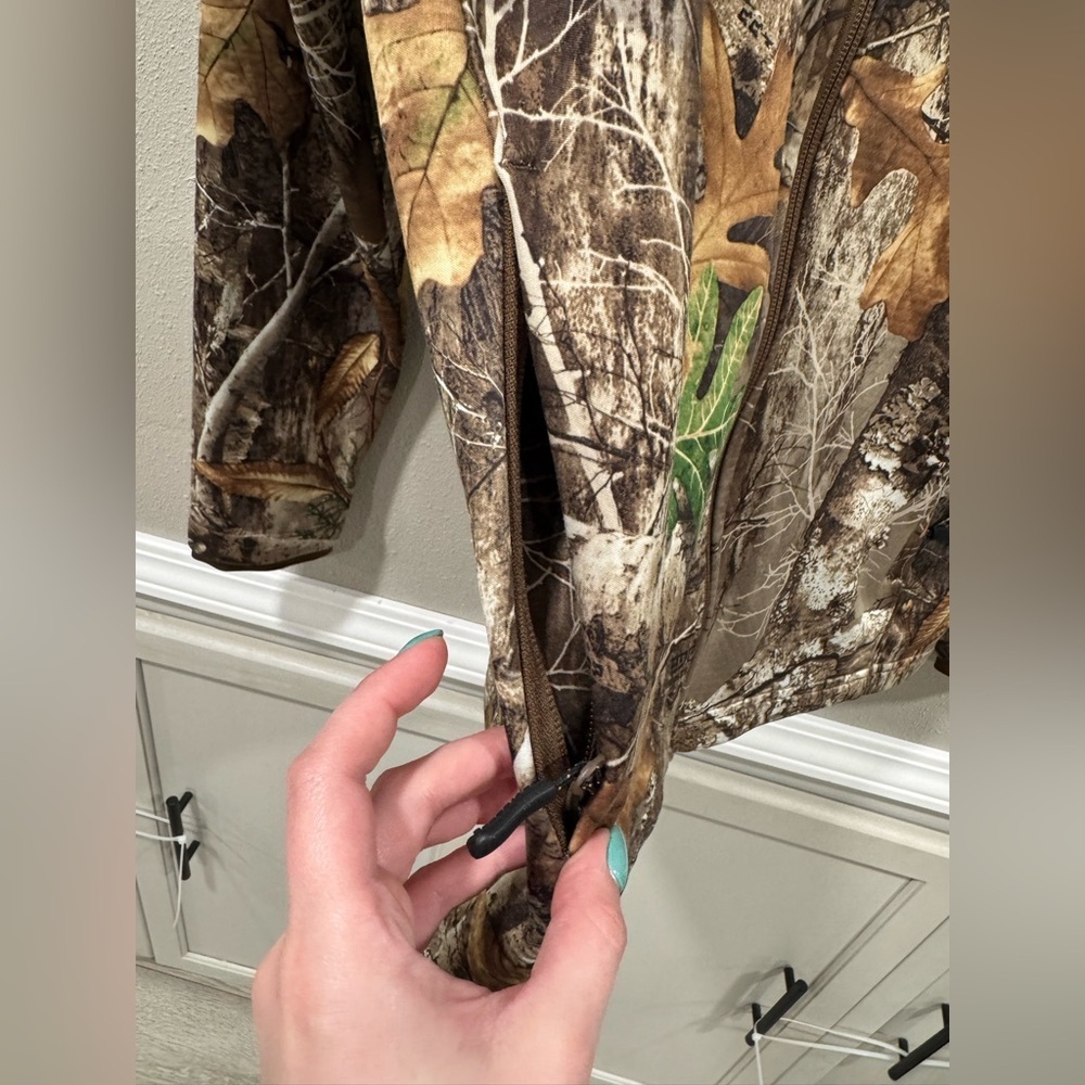 🚫sold🚫RealTree Light Weight Jacket - Picture 4 of 5
